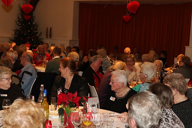 20151220 eetmetjehart kerstdiner2015 frans versteden fotografie tilburginbeeld FRVE9779.jpg